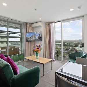Deluxe Two-Bedroom Apartment